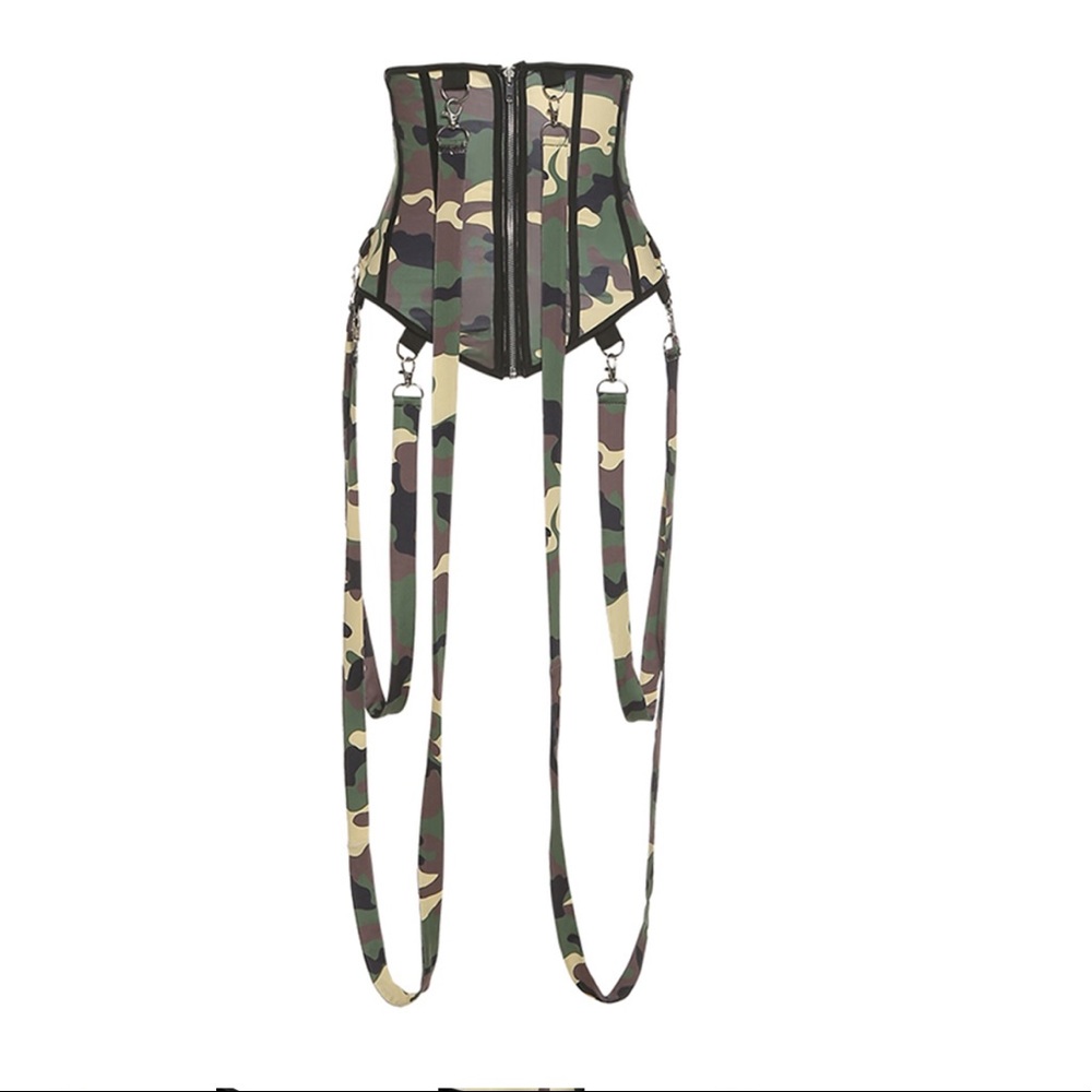 Camo strappy corset